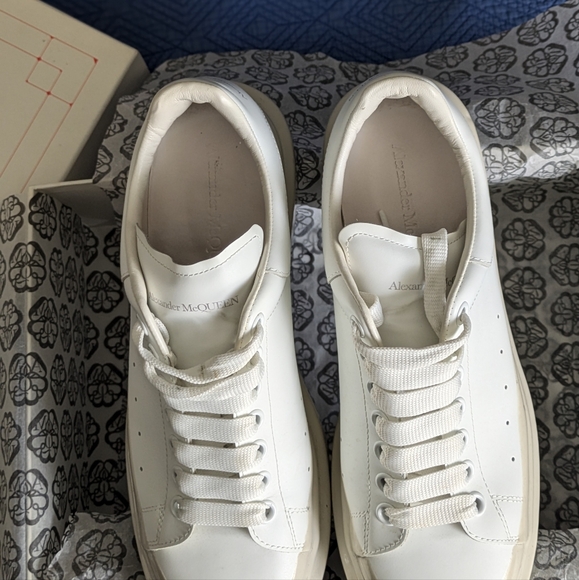 Alexander McQueen Platform Sneakers - Picture 4 of 8